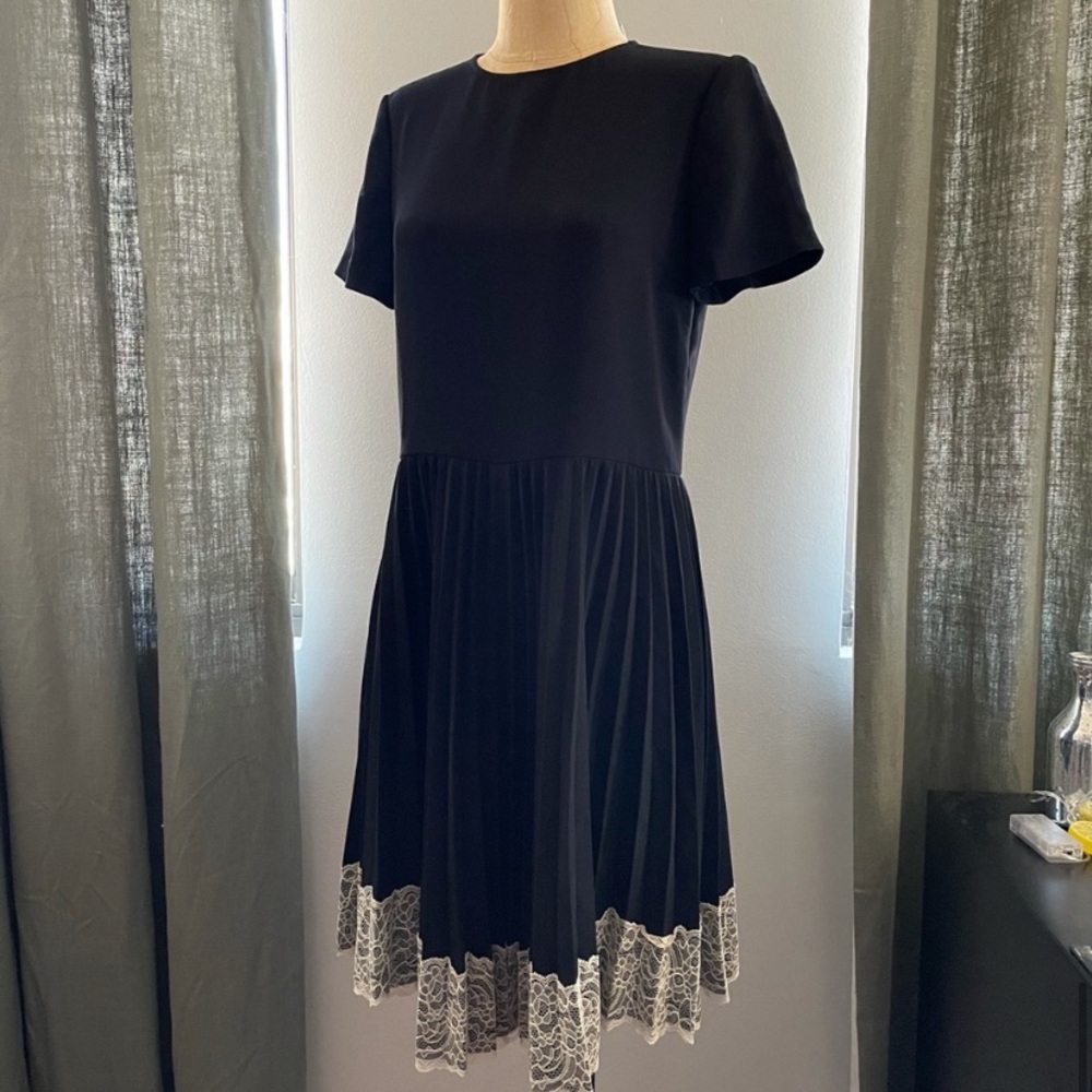 RED VALENTINO AUTHENTIC Black Pleated Lace Hem Mini Dress IT 48 US 12 M - Picture 3 of 8